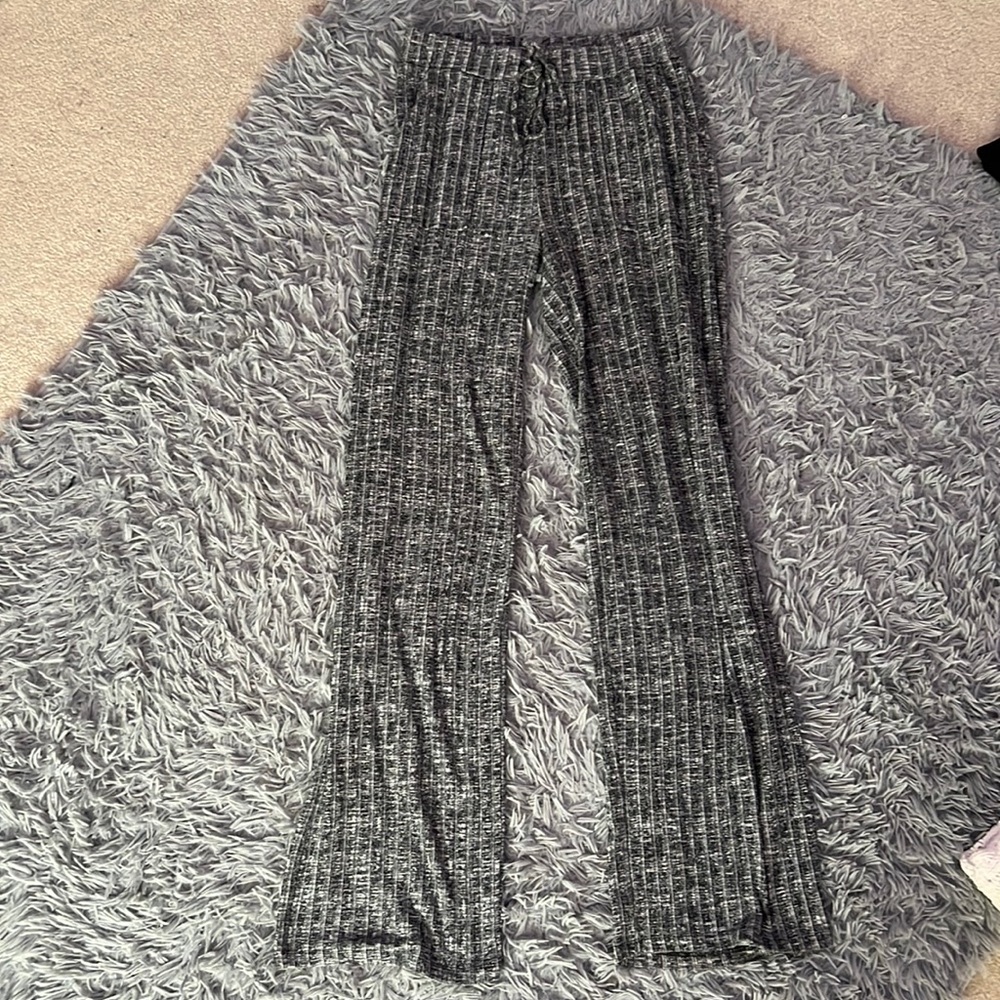 Long flowey pants